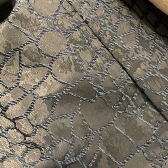 Niotto Blue on Blue Crocodile Pattern Button Up Pocketed Coat Size 3X - Picture 7 of 7